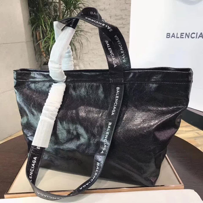 BALENCIAG巴黎世家 購物包 回歸簡約 厚實油蠟皮LOGO肩帶 休閒包最好的代表作  BL1633